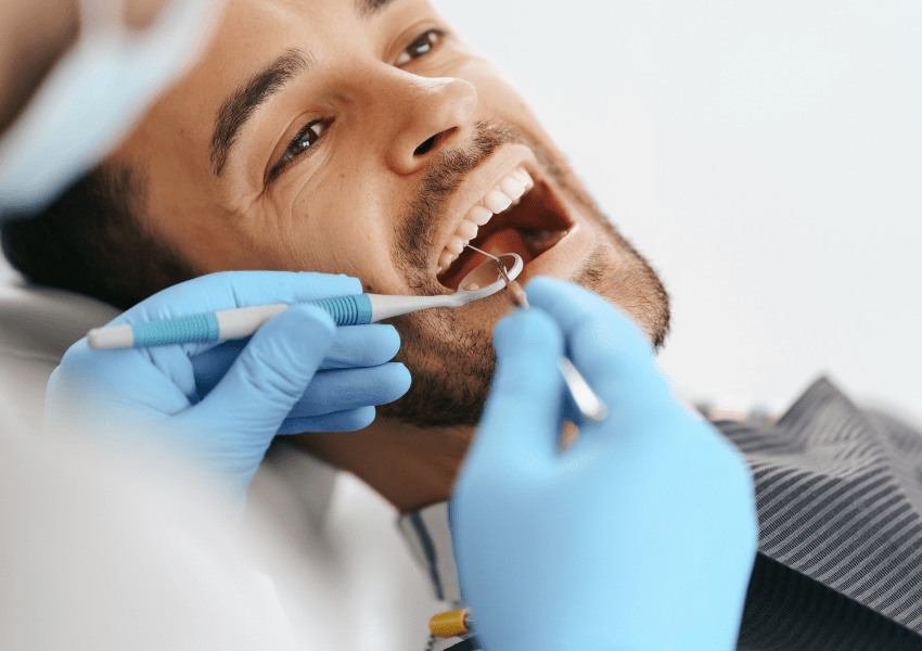 What Dental Issues Require Emergency Dentistry?
