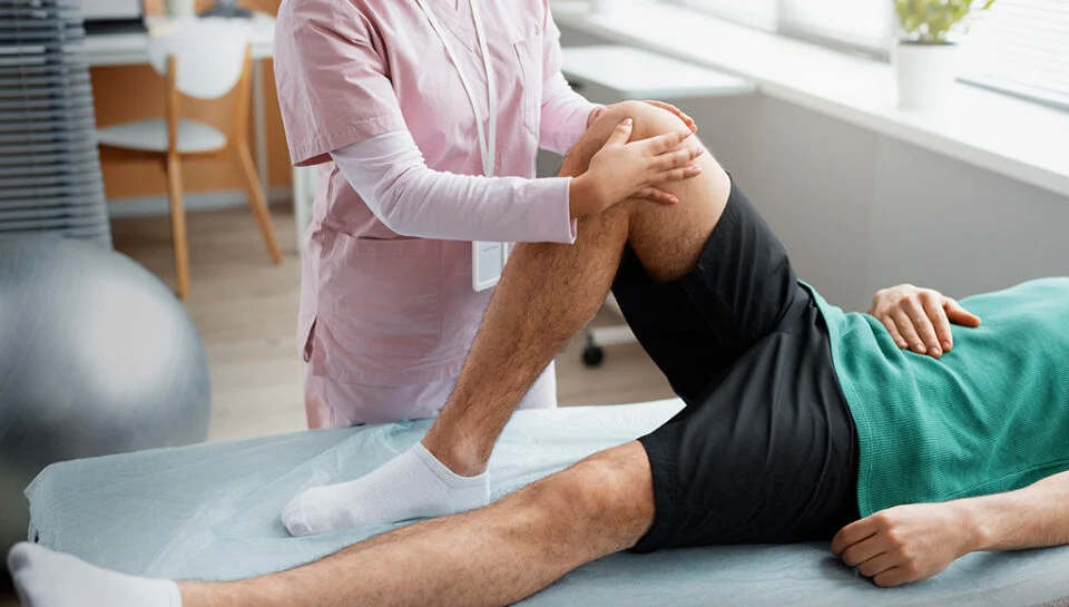 The Role of Physical Therapy in Knee Replacement Rehabilitation