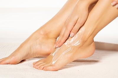 How to Maintain Healthy Feet With Help From a Podiatrist