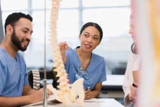 What To Look for When Choosing the Best Orthopedic Surgeon for Your Needs